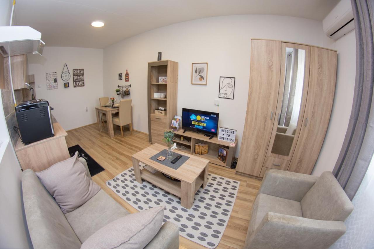 Sweet Apartment Subotica Exterior photo